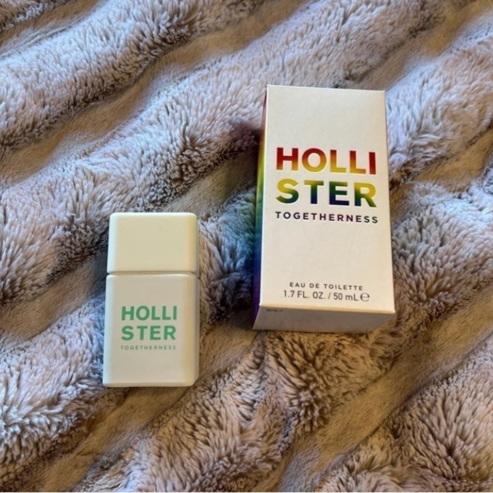 Hollister Unisex Limited Edition Togetherness 10ml sample